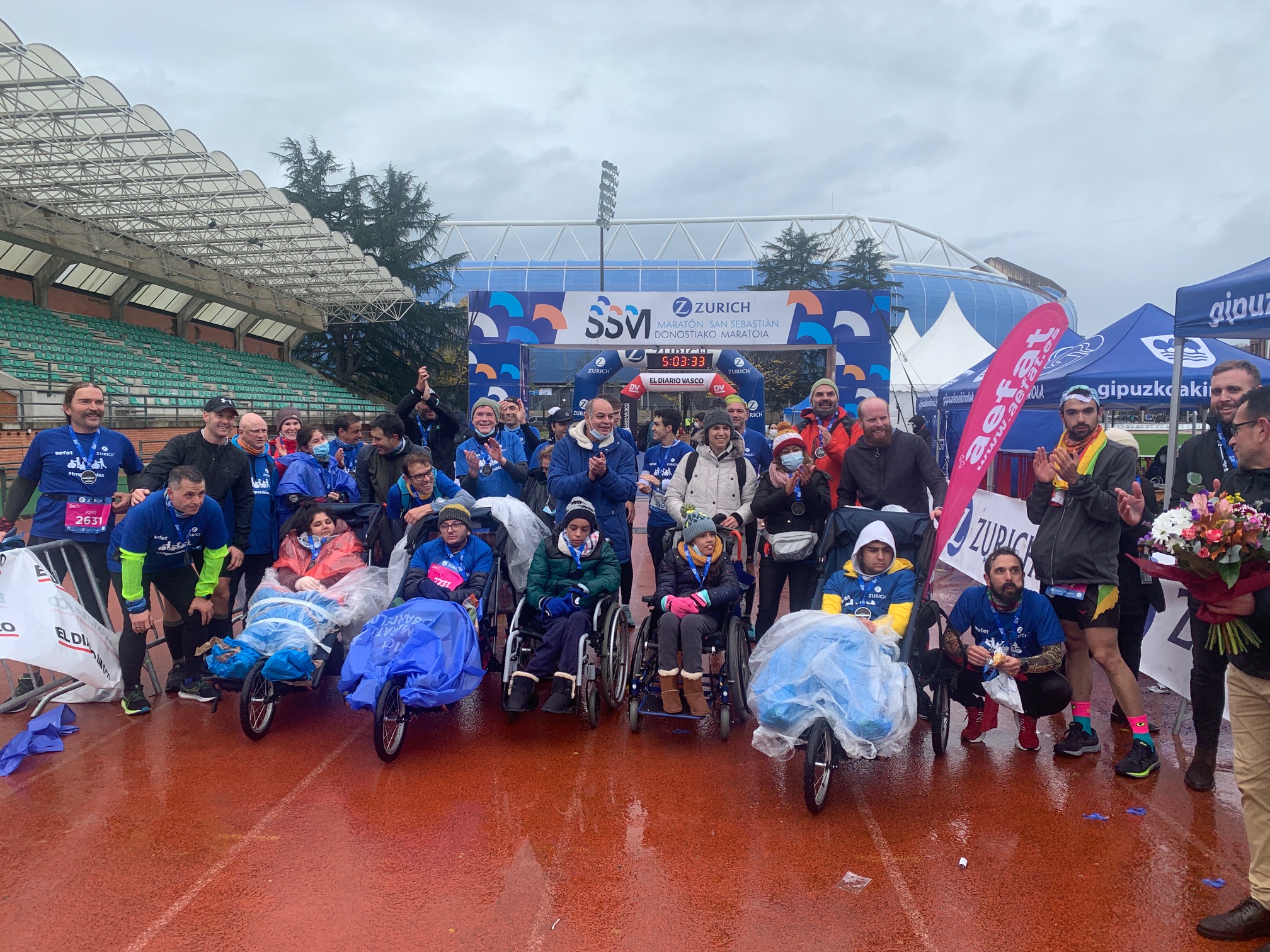 Equipo Zurich Aefat en Maratón Donostia 2021 10