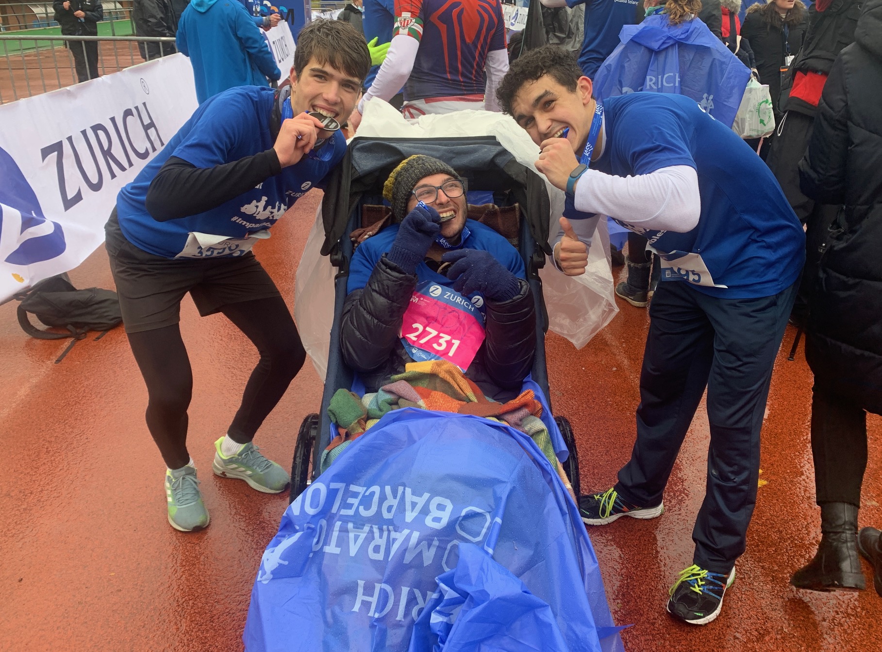 Equipo Zurich Aefat en Maratón Donostia 2021 12