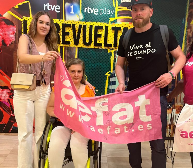 Copia de 2025 Sara+SpiderAbel La revuelta